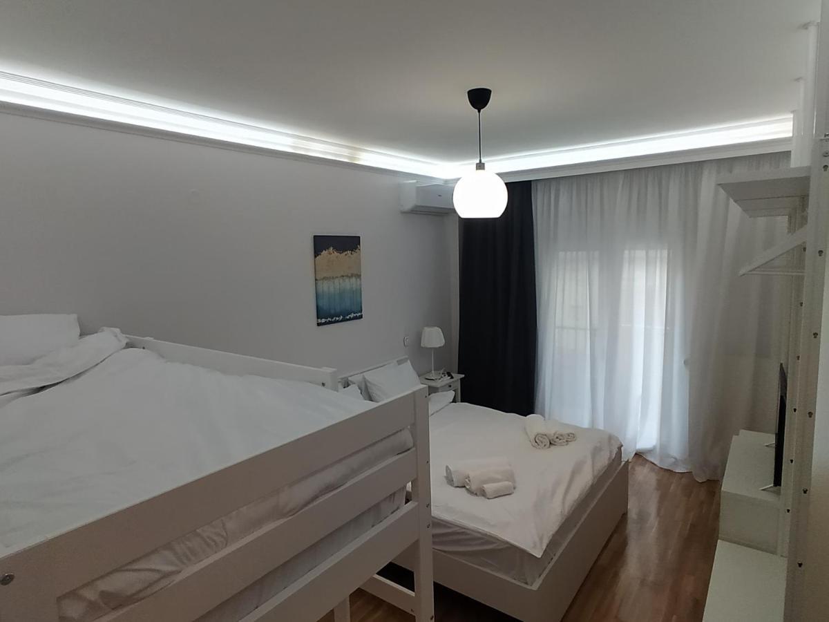 Ferienwohnung Athina Pantheon Mitropoleos Thessaloniki Exterior foto